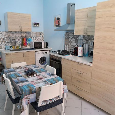 טראפטו Short Lets Vacanze "Massimo" מראה חיצוני תמונה